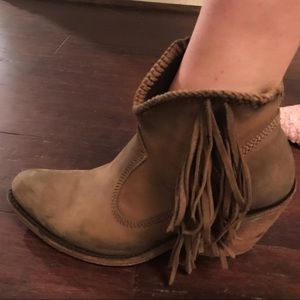 *Like New* Cowgirl Boots Size7